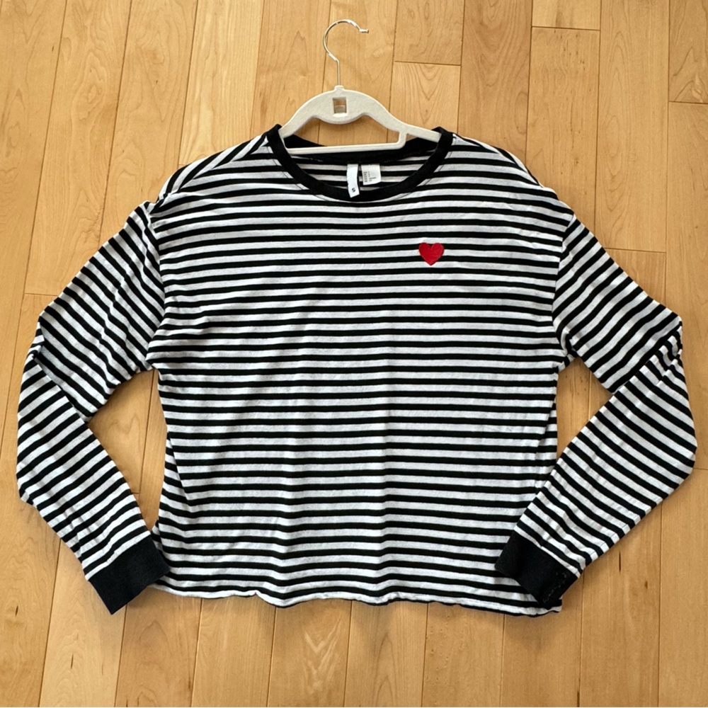 Black and white striped long sleeve with heart embroidery - H&M size small